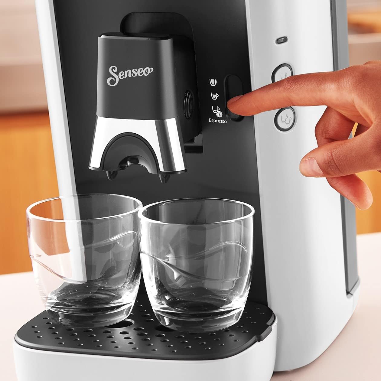 Phillips CSA260/10 Senseo Maestro Pod Coffee Machine, 1.2 Liter Water Tank, Coffee Strength Selection and Memo Function, Green Product, Colour: White